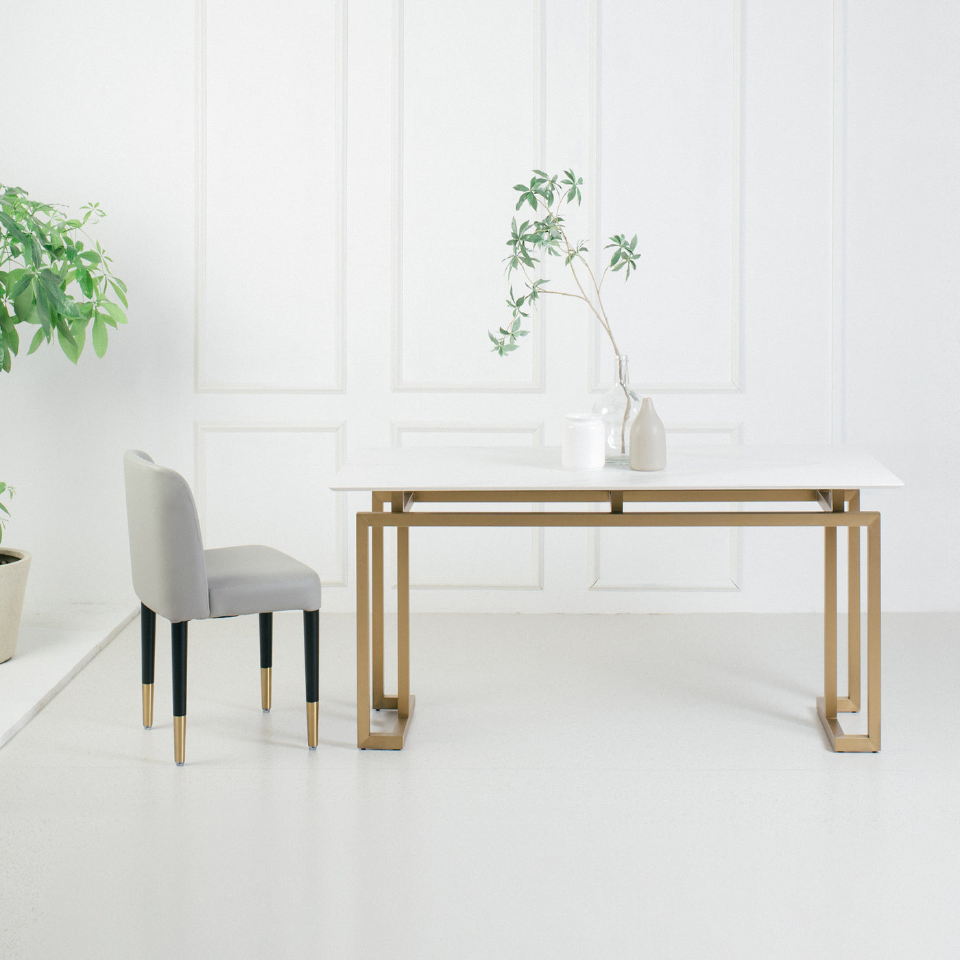 MING Dining Table - Natural Marble